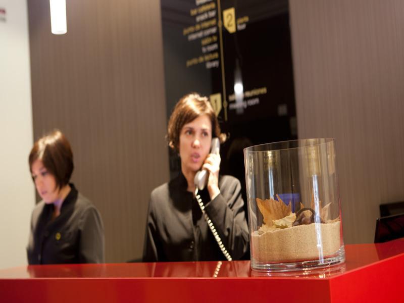 Hotel Arosa Madrid Exterior photo