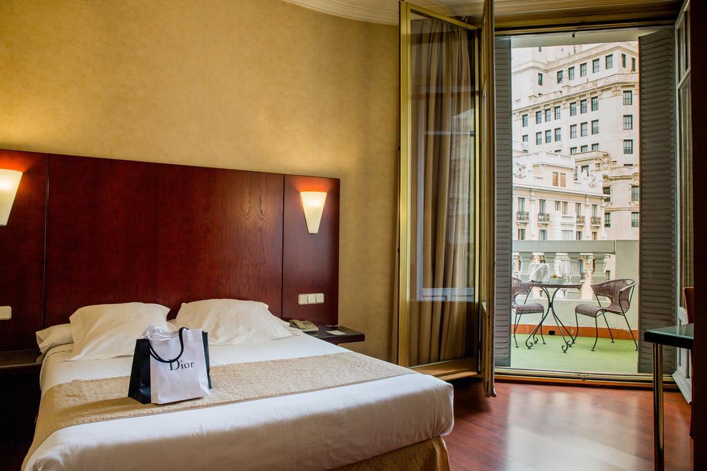 Hotel Arosa Madrid Exterior photo