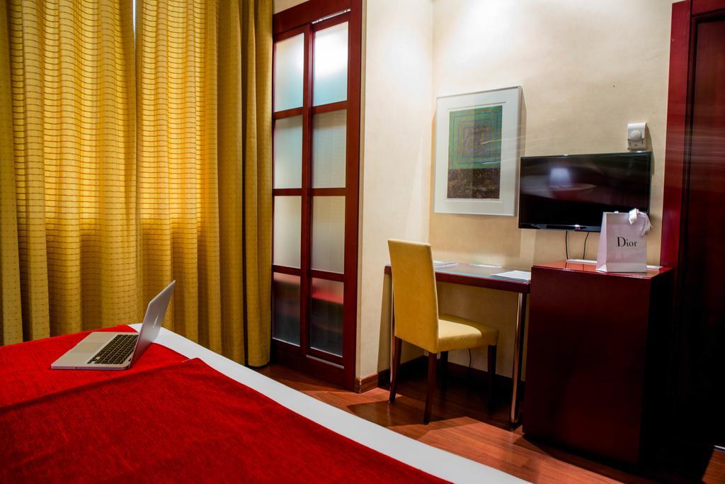 Hotel Arosa Madrid Room photo